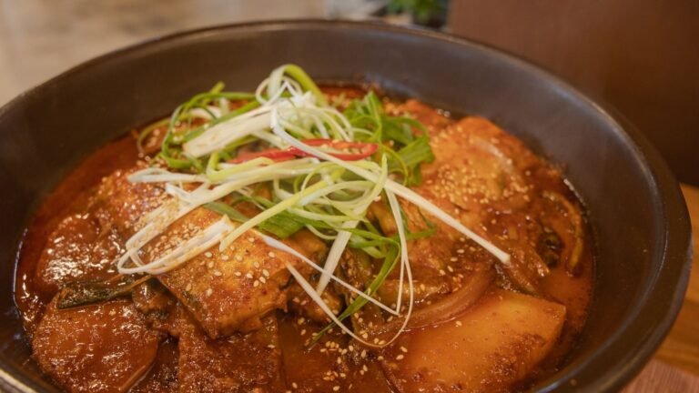 Galchi Jorim: The Korean Braised Beltfish Dish